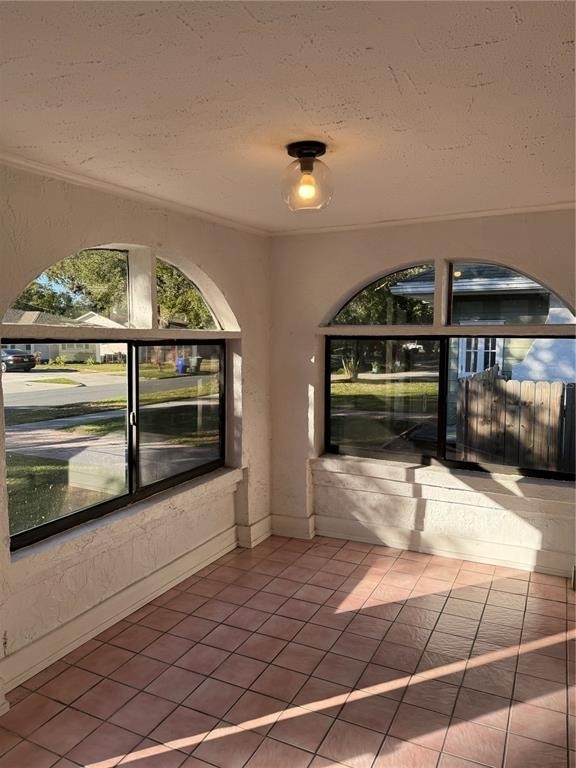 325 W Palm Drive - Photo 5