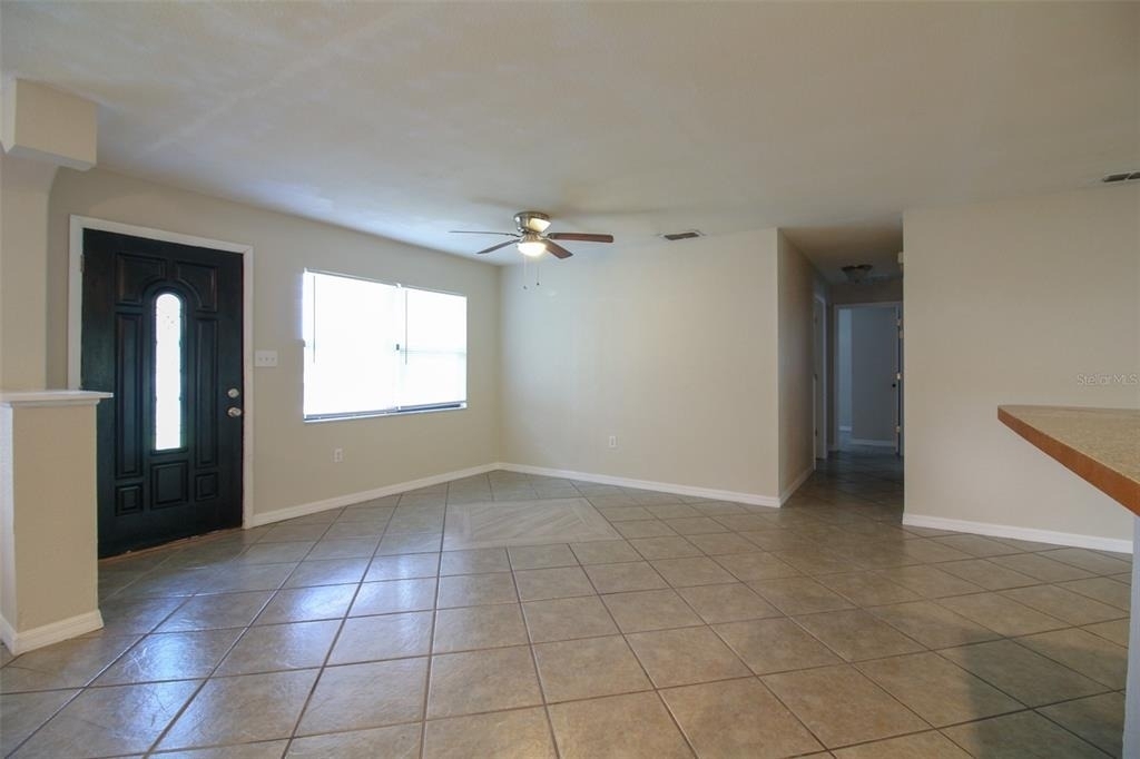 5619 6th Street Se - Photo 3