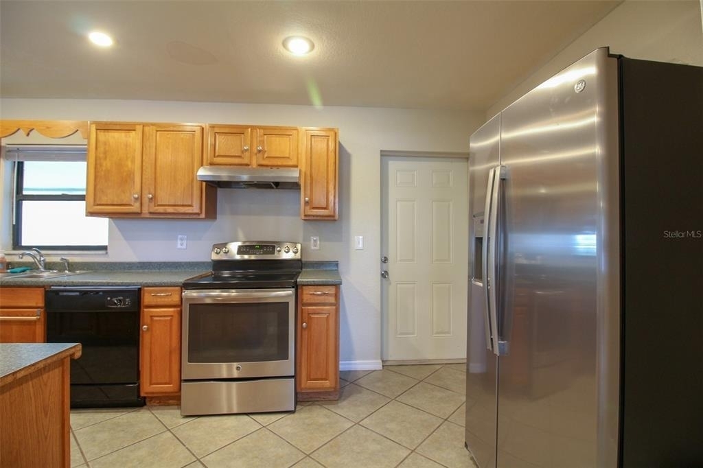 5619 6th Street Se - Photo 10