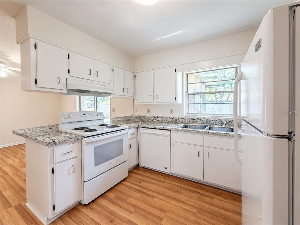 5631 Nw 29th Street - Photo 7
