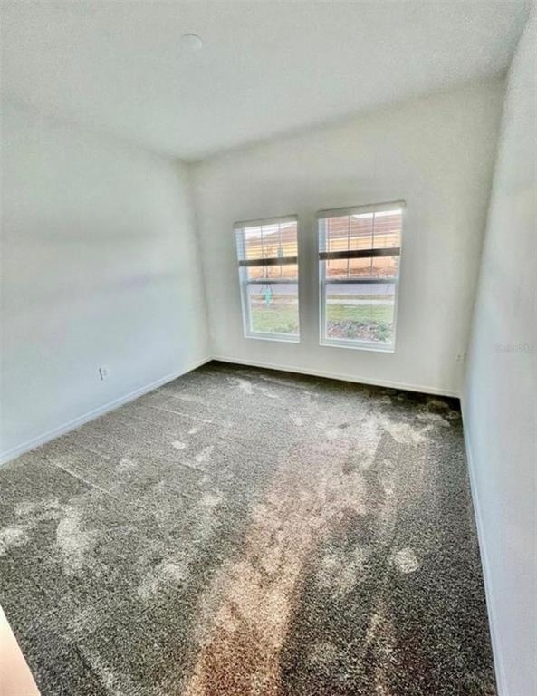 4033 Ambrose Avenue - Photo 11