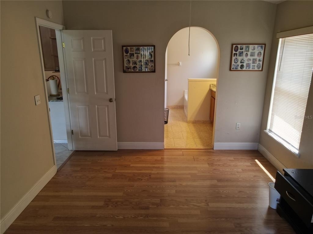 1717 Burnham Court - Photo 27