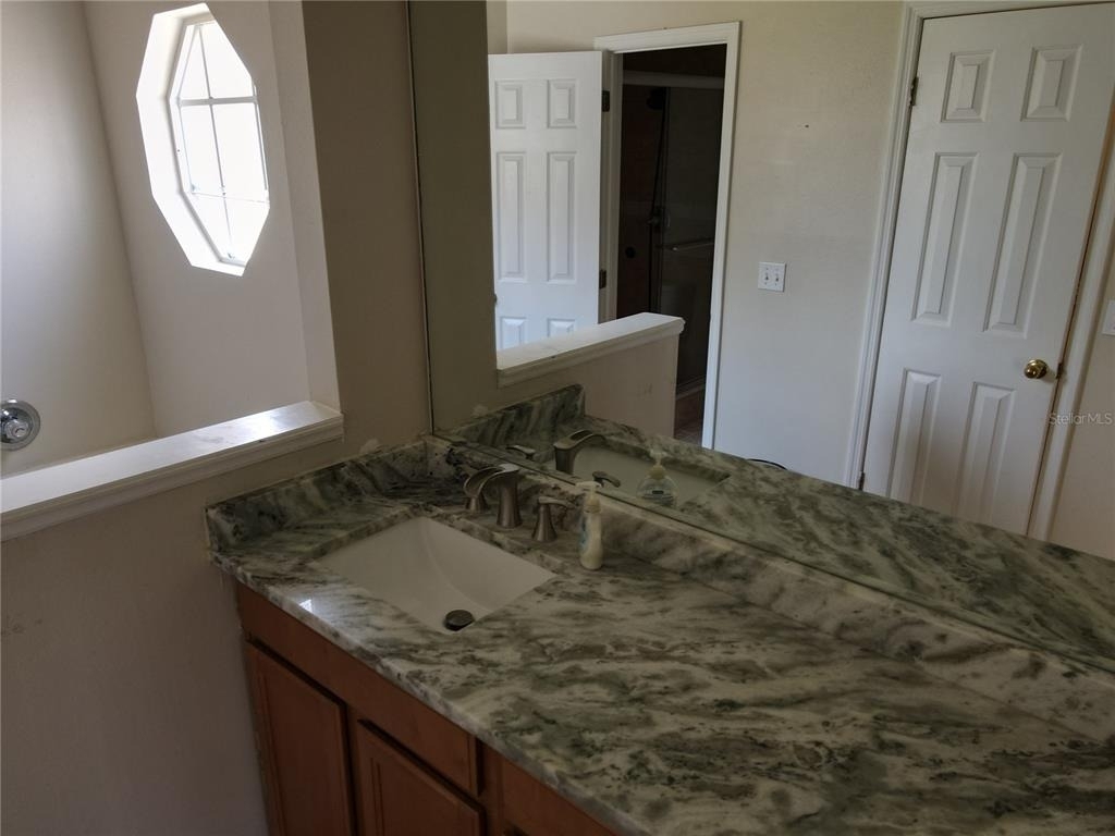 1717 Burnham Court - Photo 28