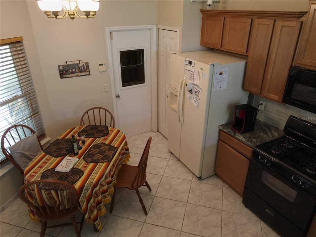 1717 Burnham Court - Photo 20