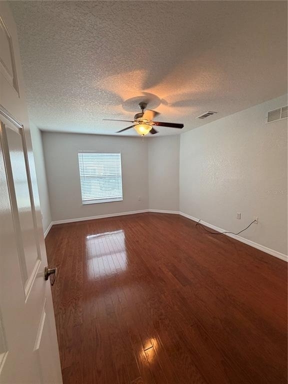 4600 E Moody Boulevard - Photo 12