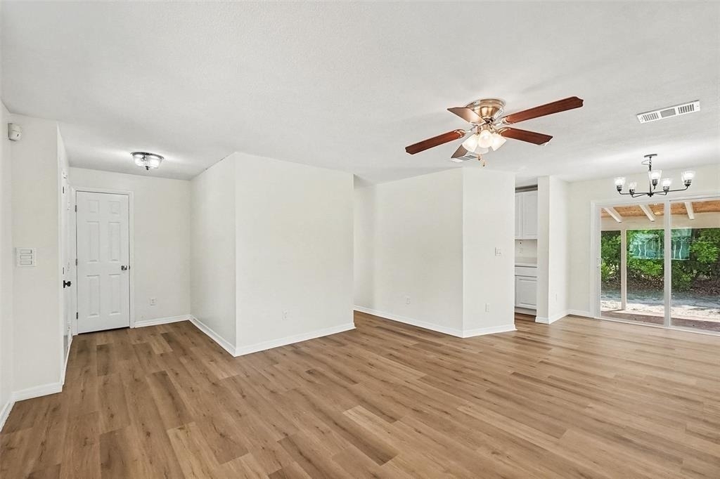 6515 3rd Street Court W - Photo 8