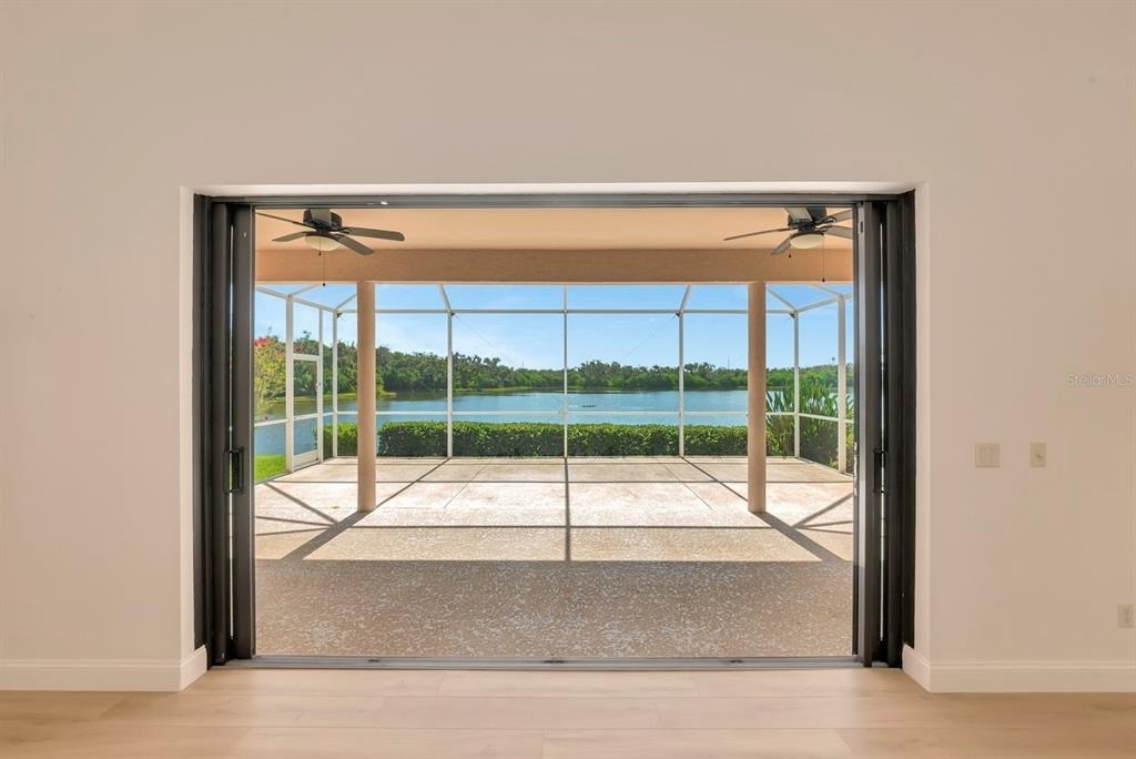 2012 Island Estates Drive - Photo 2