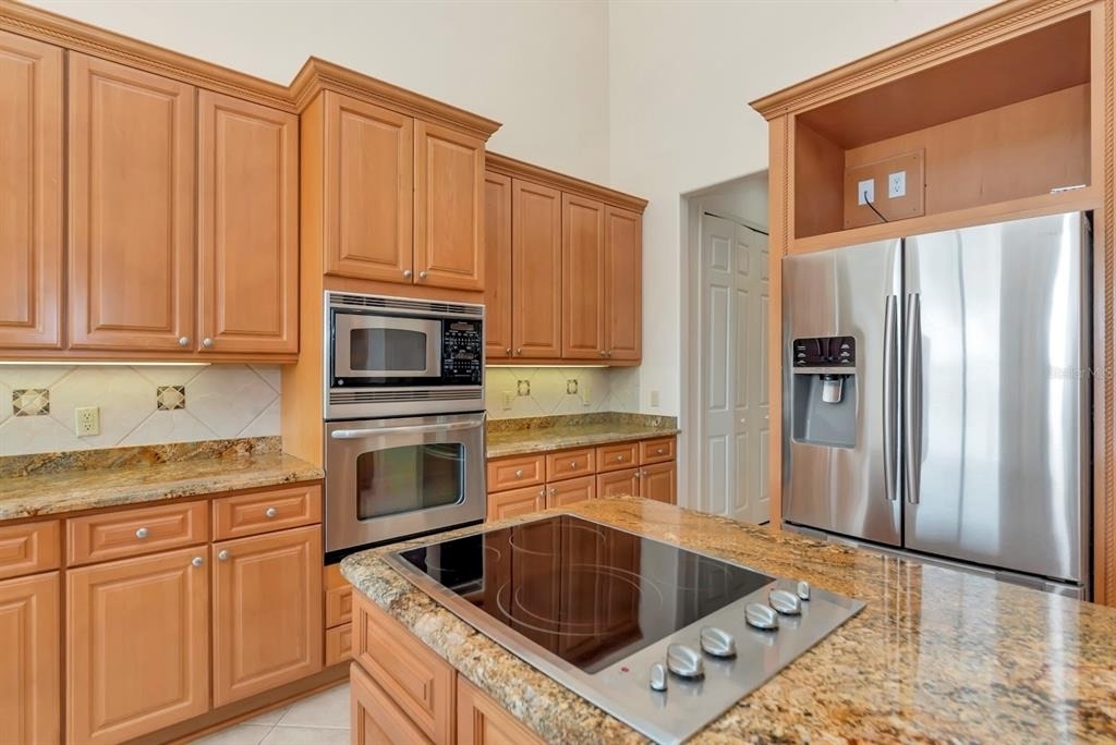 2012 Island Estates Drive - Photo 3