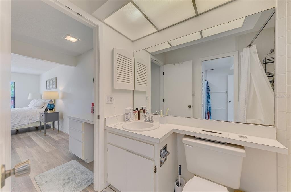 952 N Beneva Road - Photo 32