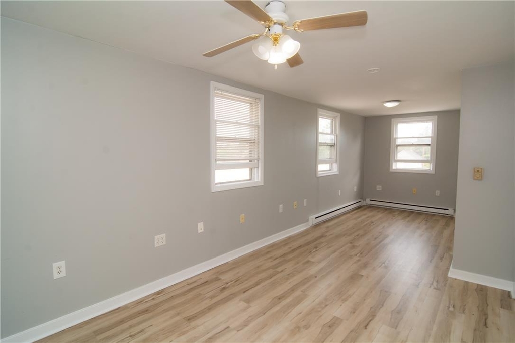 215 Franklin Street - Photo 20