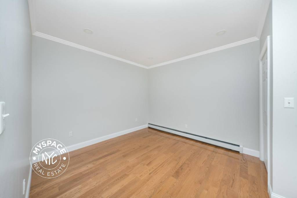 1588 Fulton Street - Photo 7