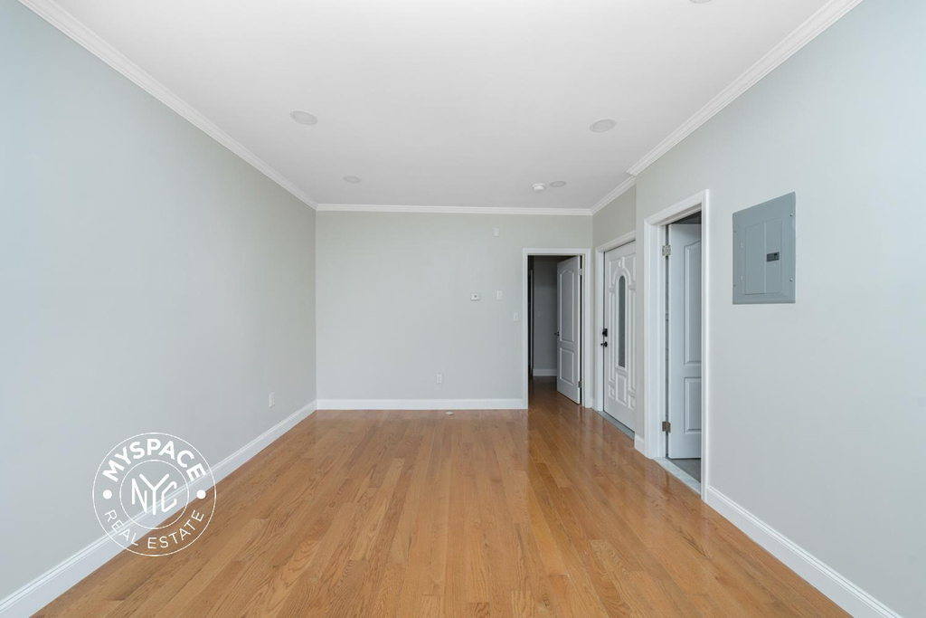 1588 Fulton Street - Photo 3