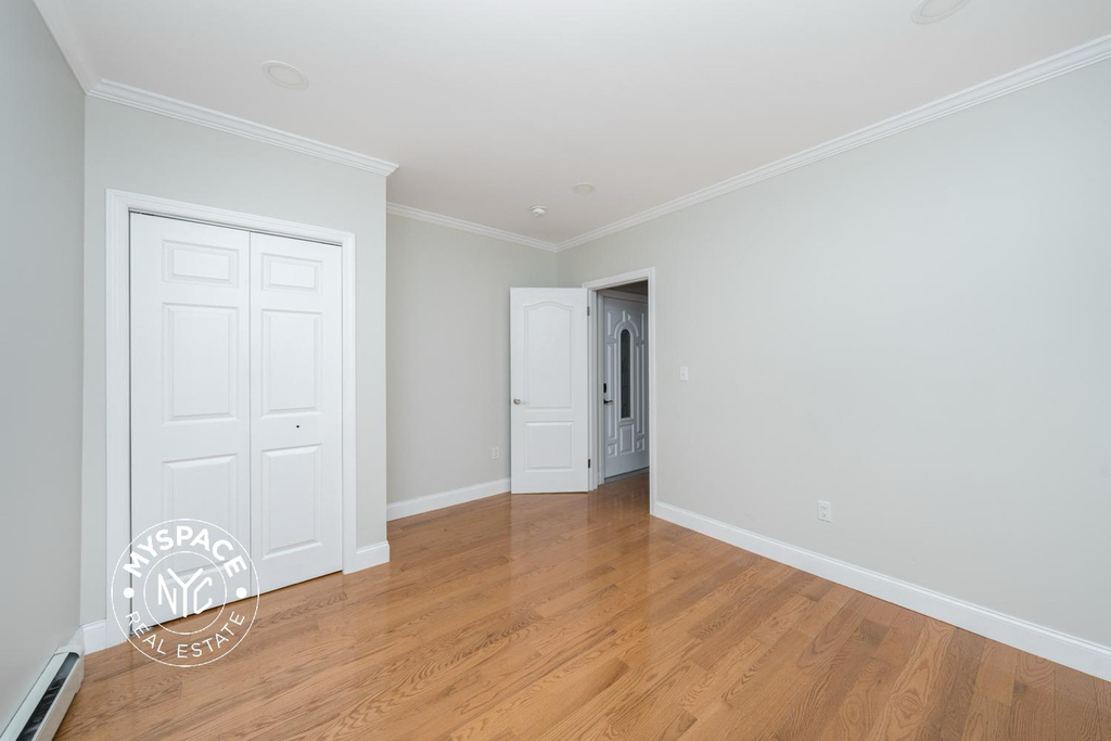 1588 Fulton Street - Photo 6
