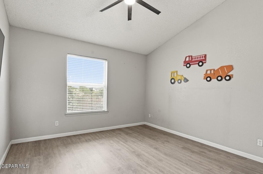 9900 Marine Circle - Photo 15