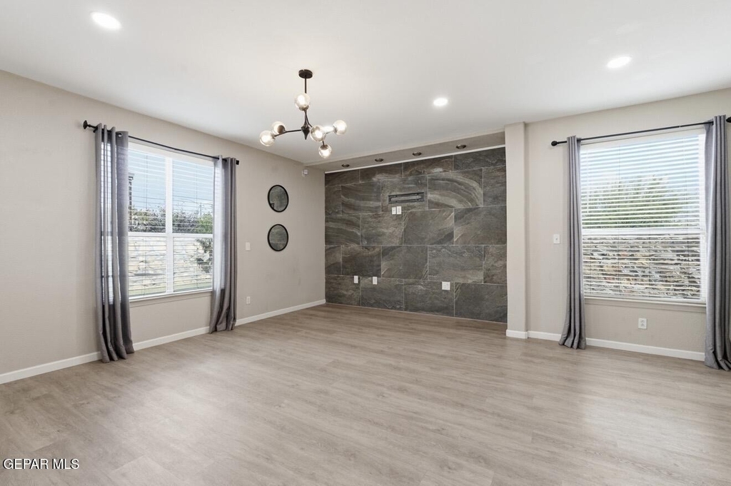 9900 Marine Circle - Photo 5