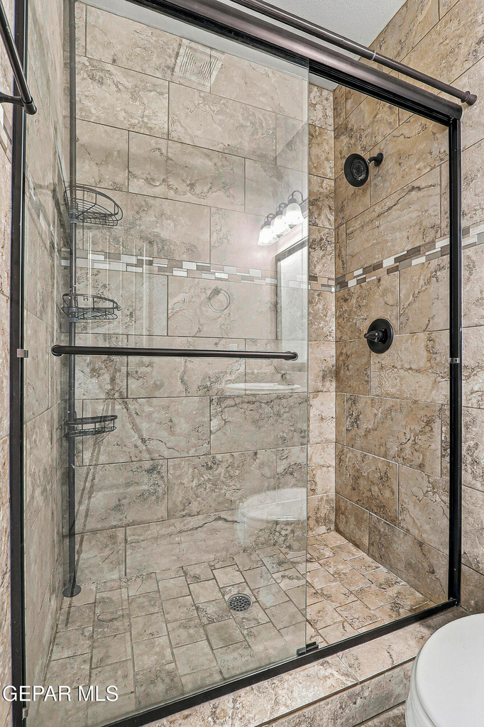 13805 Garforth Avenue - Photo 24