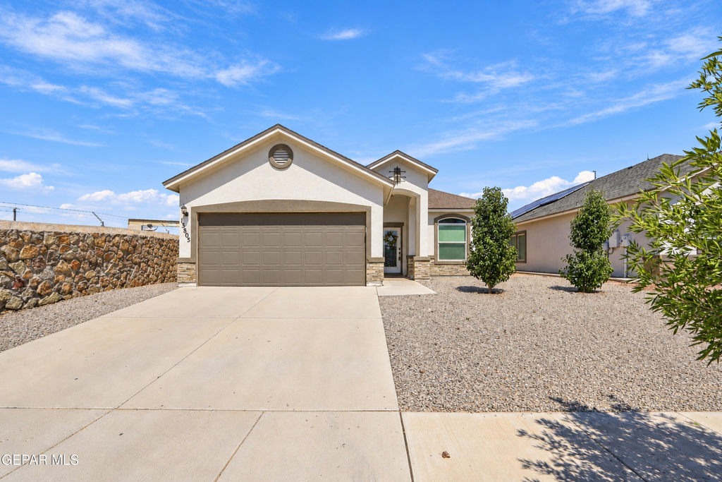 13805 Garforth Avenue - Photo 0