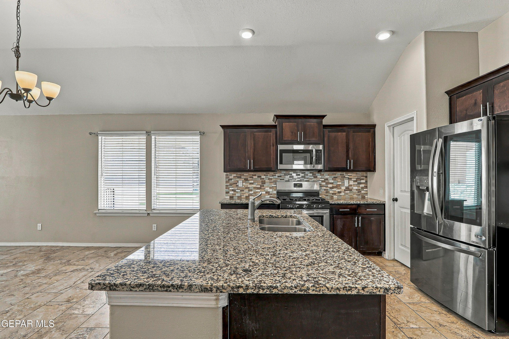 13805 Garforth Avenue - Photo 17