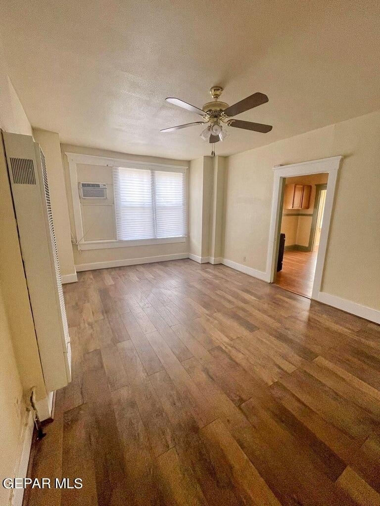 2526 E Yandell Drive - Photo 6