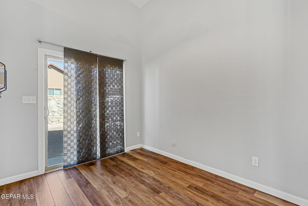 7213 Copper Trail Avenue - Photo 12
