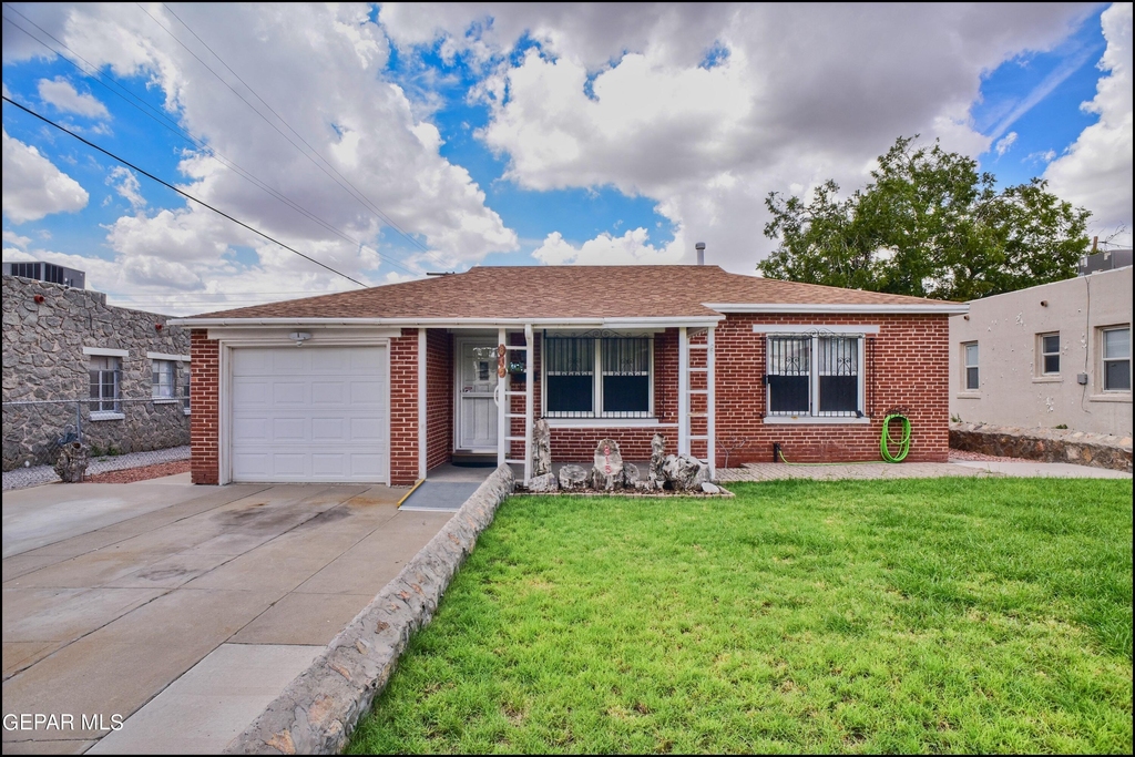 815 Ellis Street - Photo 2