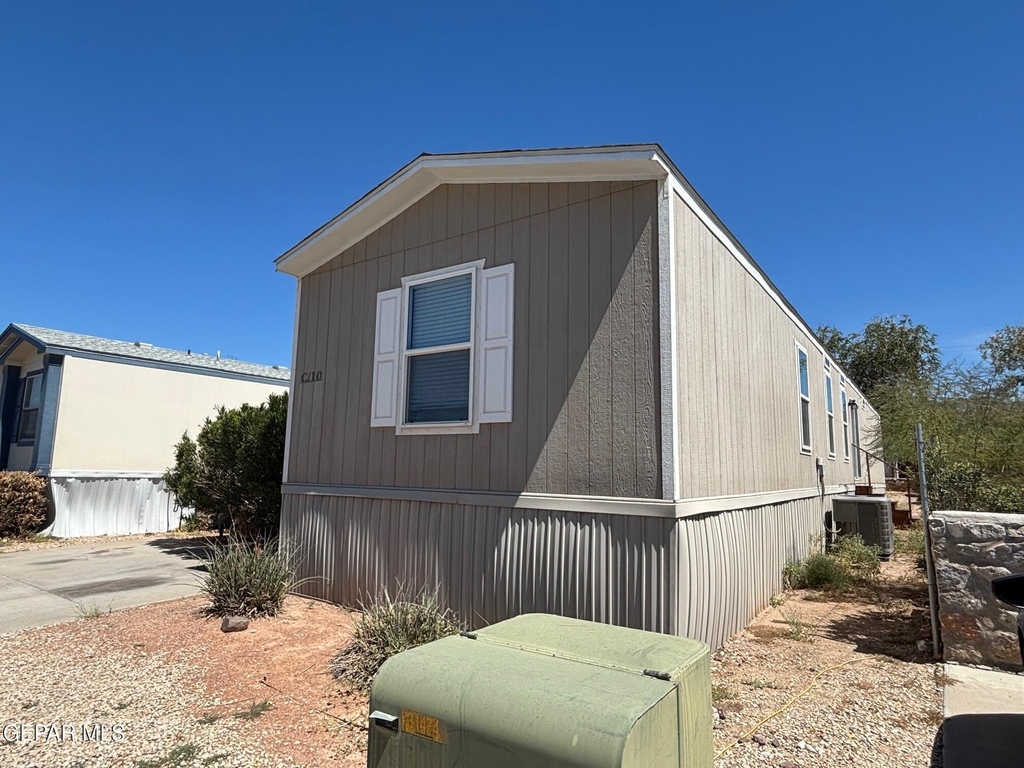 850 Talbot Avenue - Photo 1