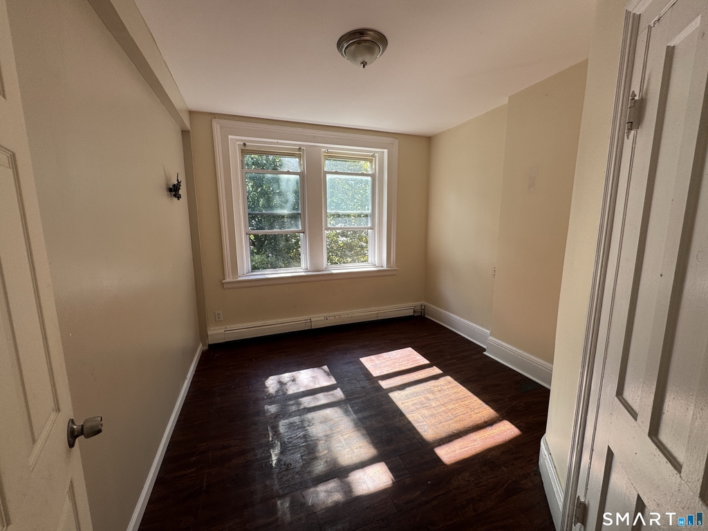 1266 Park Avenue - Photo 6