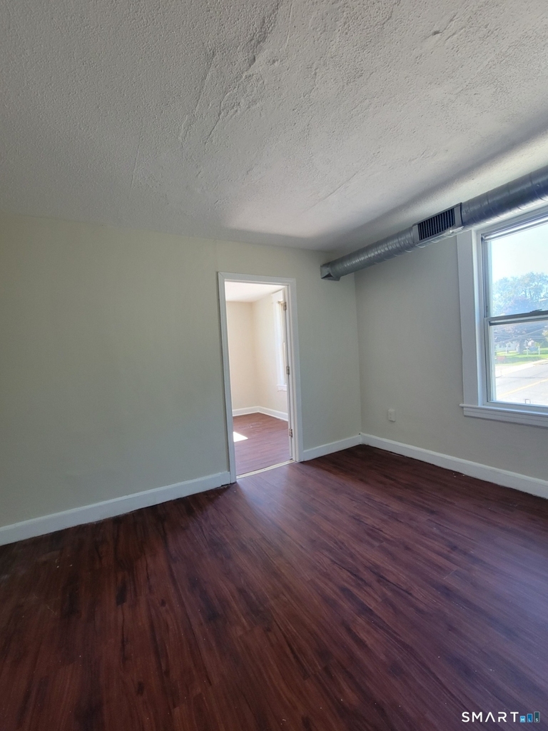 220 Main Street - Photo 3