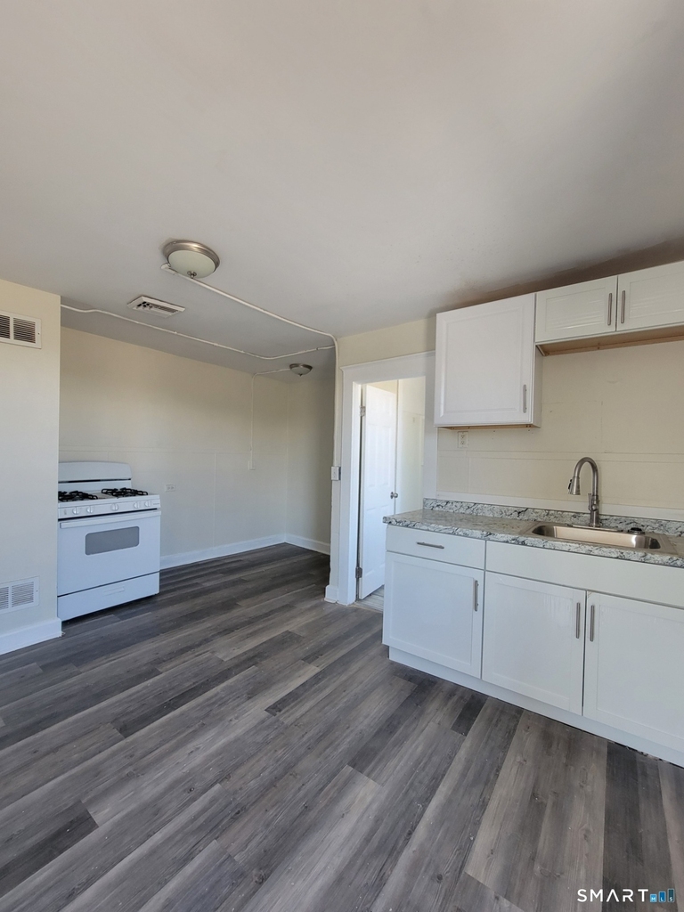 220 Main Street - Photo 1