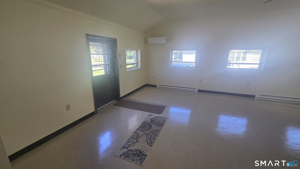 361 Pomeroy Avenue - Photo 3