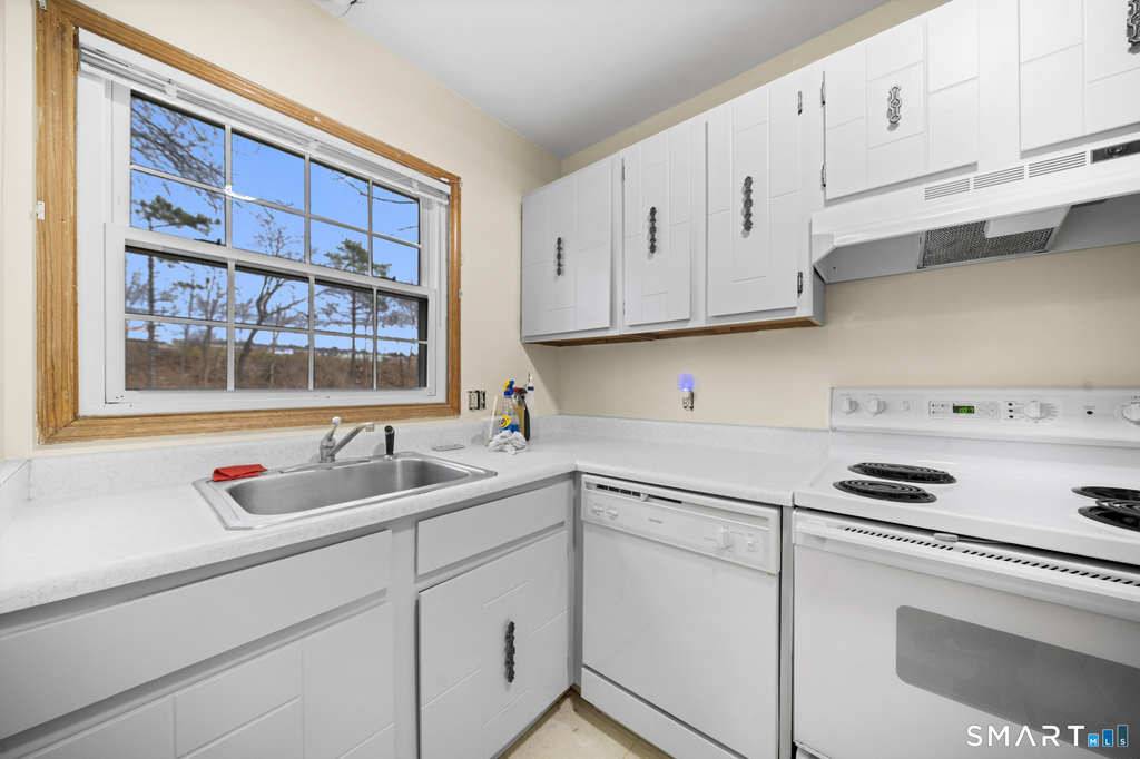 167 Kinney Street - Photo 8