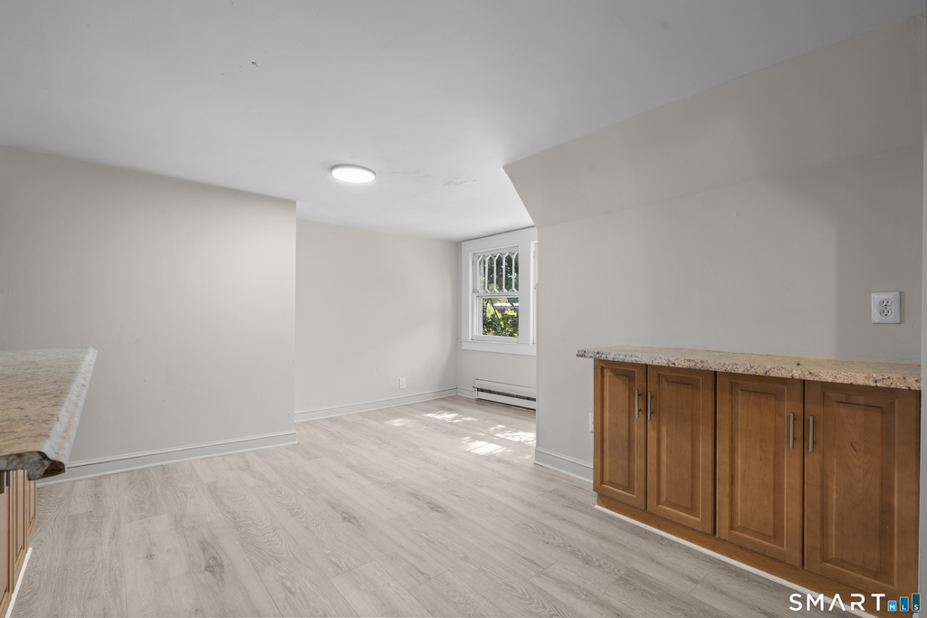 908 Main Street - Photo 3