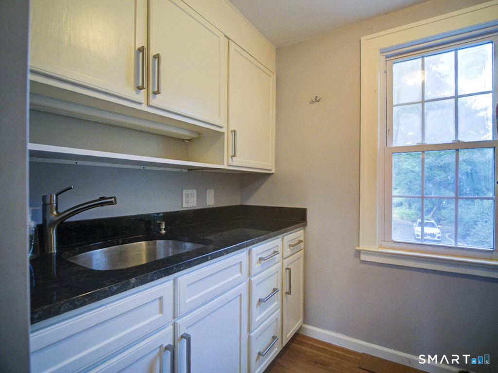 220 Ives Street - Photo 15