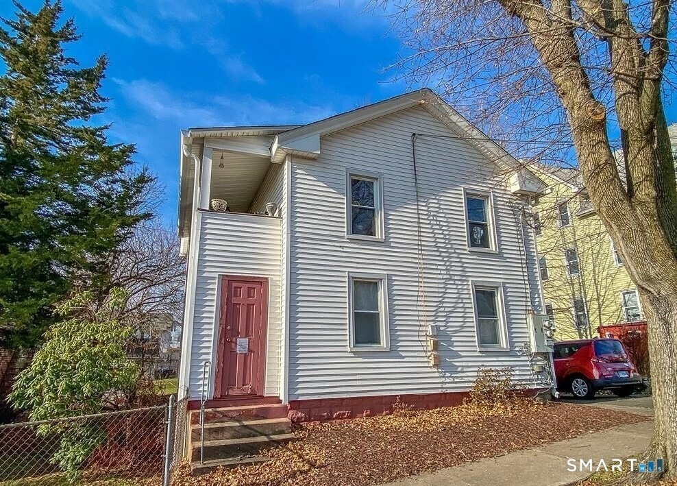 168 Curtis Street - Photo 0