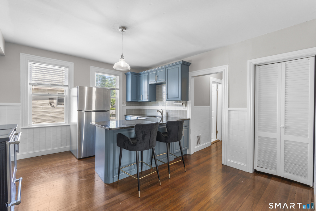 254 Hollister Street - Photo 1