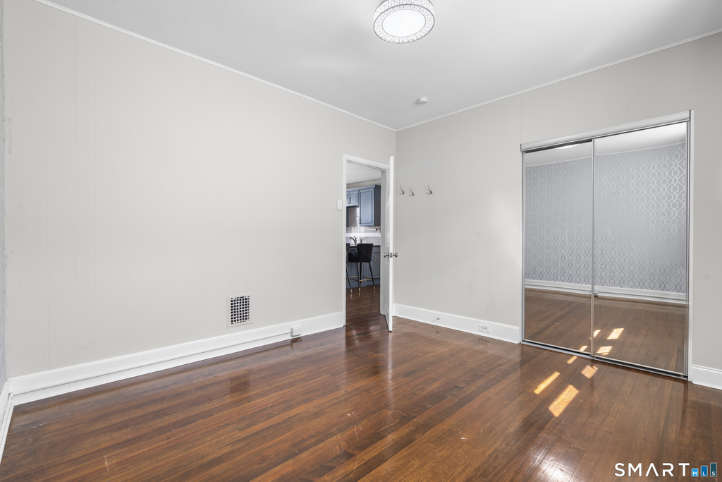 254 Hollister Street - Photo 7