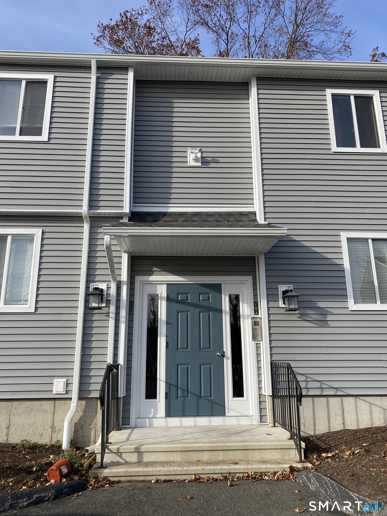 108 Seaside Avenue - Photo 0