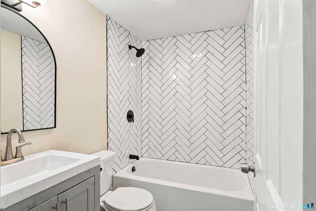 68 1/2 Lexington Avenue - Photo 5
