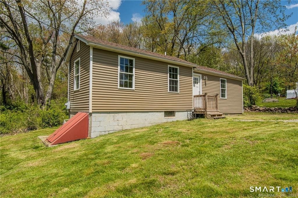 502 Stearns Street - Photo 1