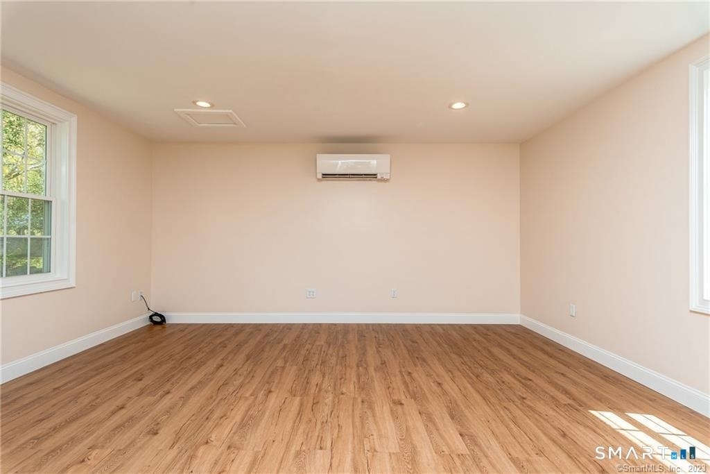 502 Stearns Street - Photo 4