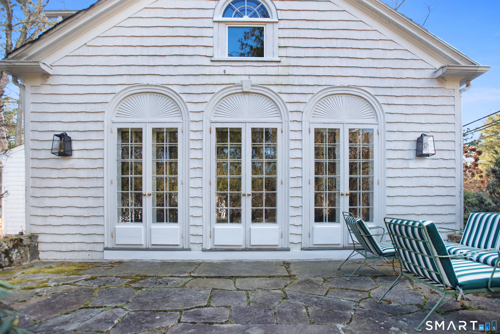 1709 Newfield Avenue - Photo 4