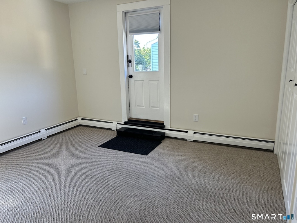 2561 Whitney Avenue - Photo 12