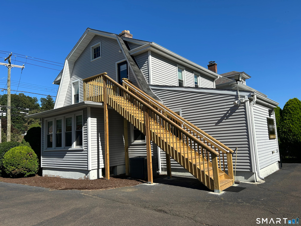 2561 Whitney Avenue - Photo 2