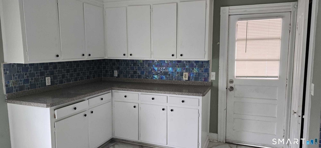 571 571 First Avenue - Photo 1