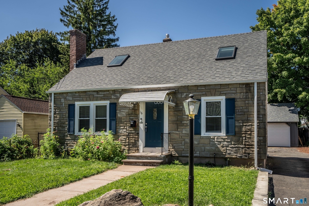 16 Ann Street - Photo 0