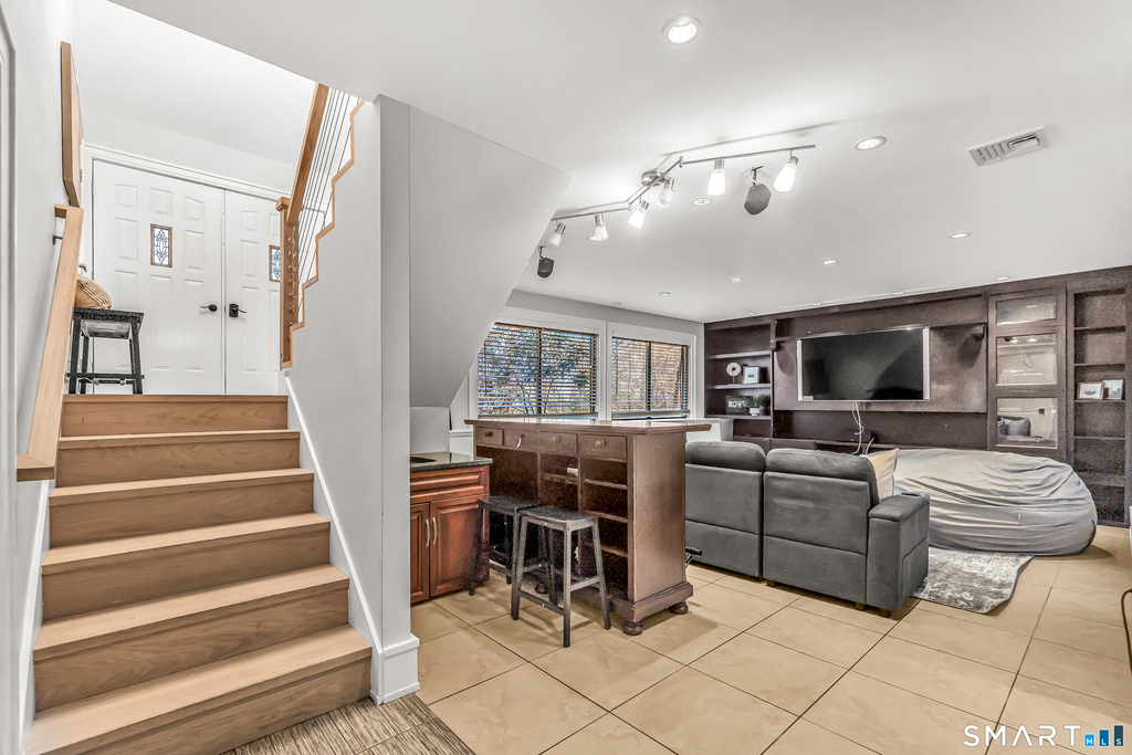 520 Walnut Tree Hill Road - Photo 24