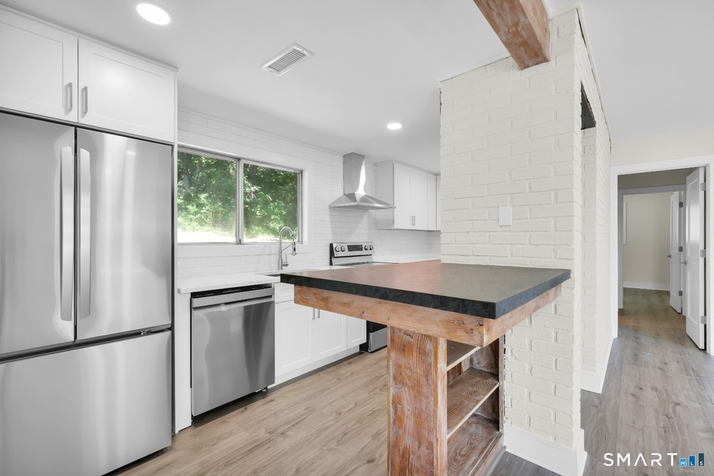 450 Danbury Road - Photo 3