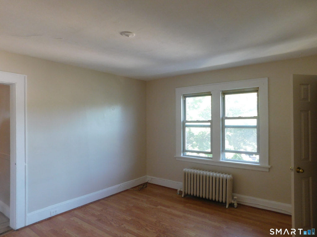 227-231 Edna Avenue - Photo 2
