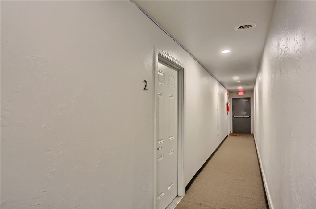 526 Fallowfield Ave - Photo 1