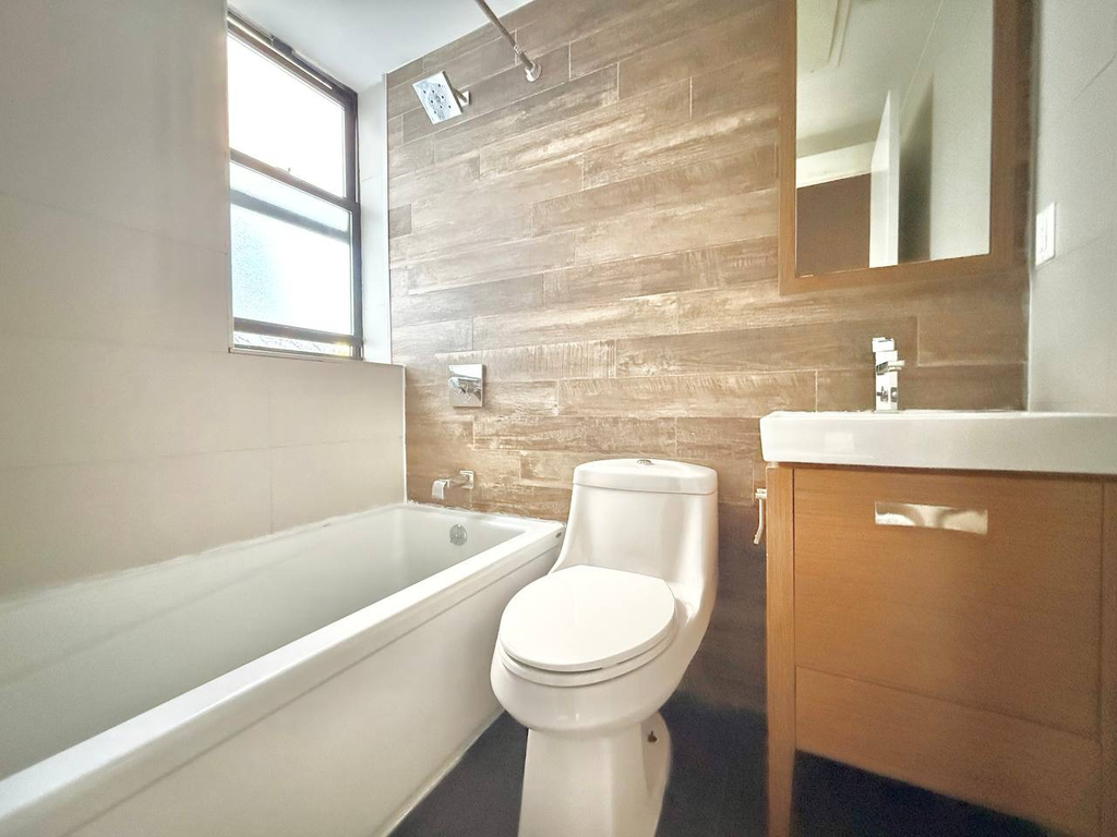 316 Patchen Avenue - Photo 4